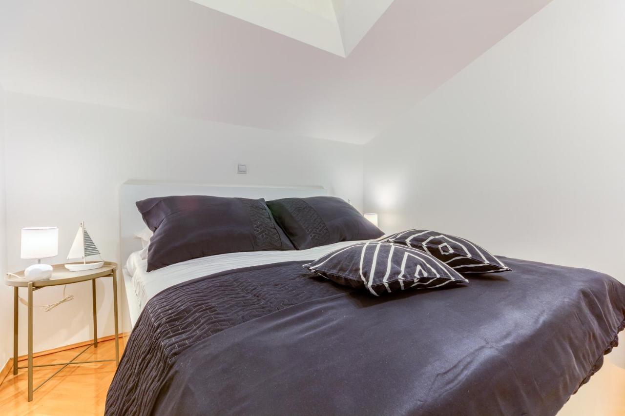 Omis Wind Rose Apartment ภายนอก รูปภาพ