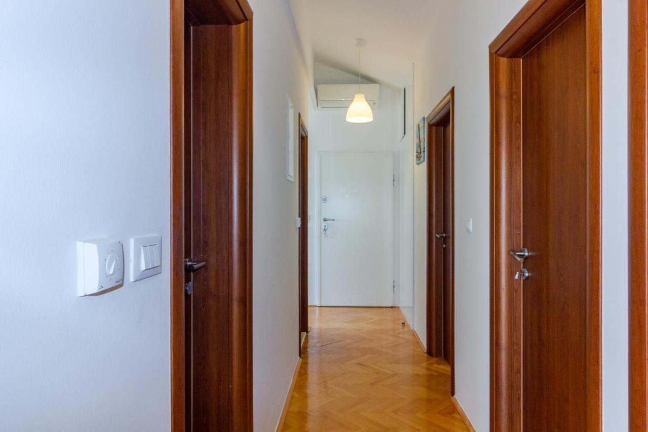 Omis Wind Rose Apartment ภายนอก รูปภาพ