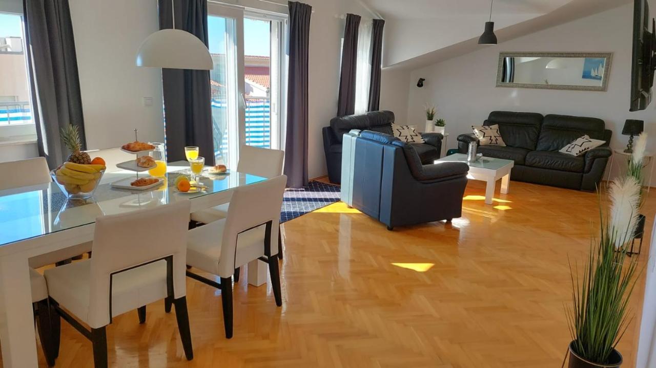 Omis Wind Rose Apartment ภายนอก รูปภาพ