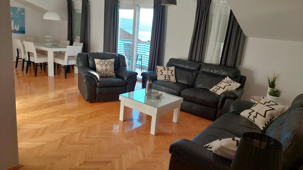Omis Wind Rose Apartment ภายนอก รูปภาพ