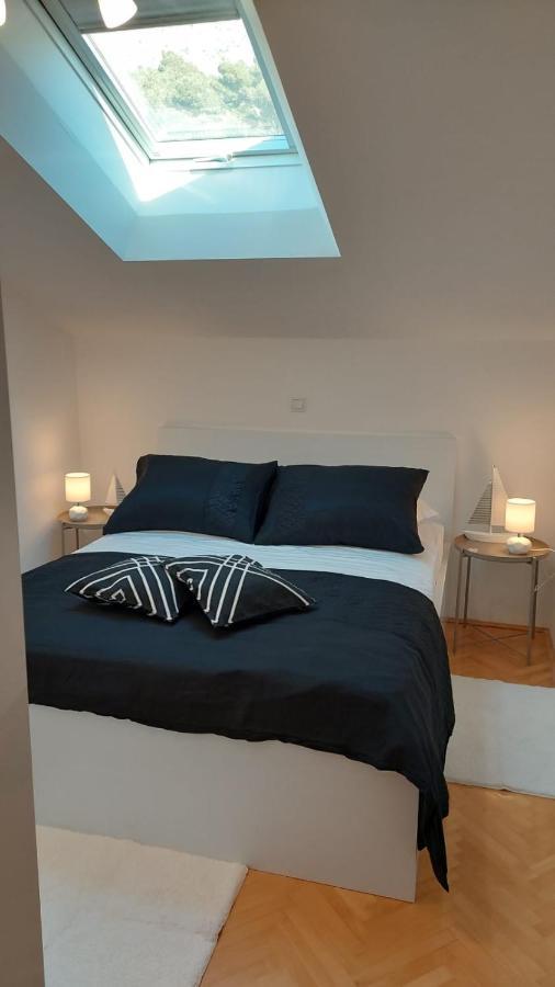 Omis Wind Rose Apartment ภายนอก รูปภาพ